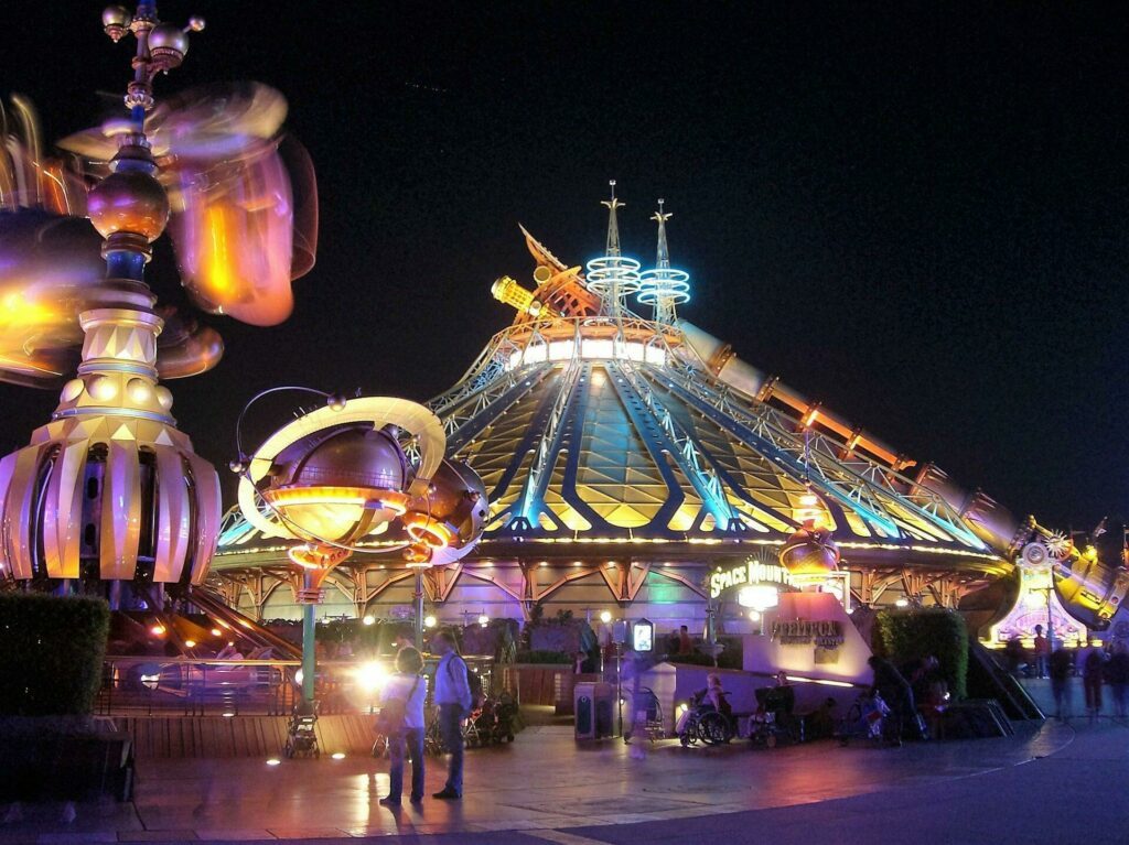 Attractions parc disney disneyland paris