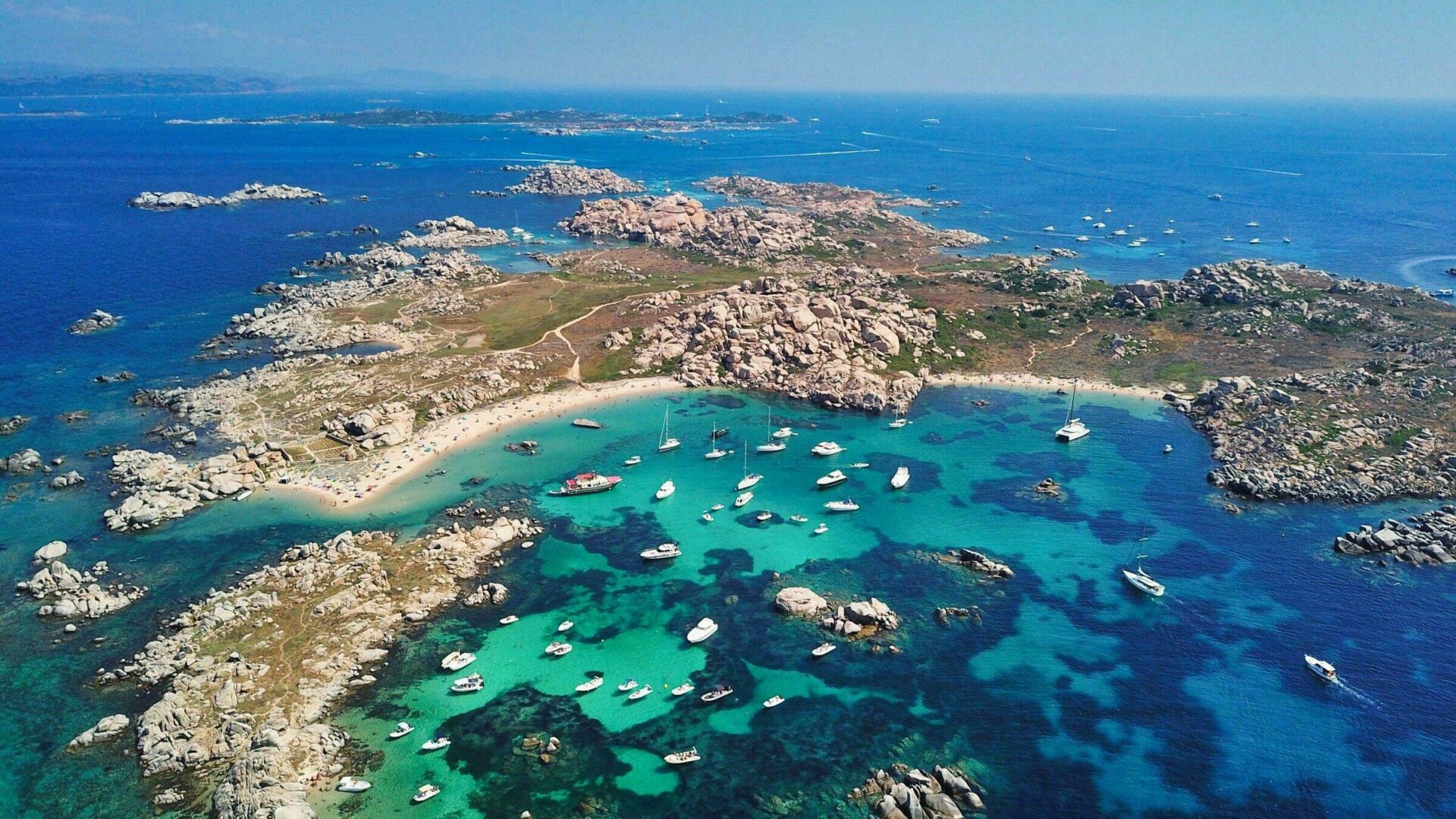 Les îles Lavezzi, en Corse