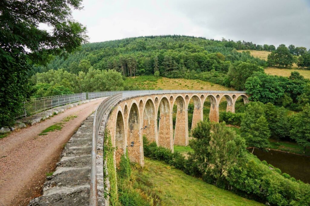 Saut à l'élastique Loire proche Roanne Viaduc de Juré
