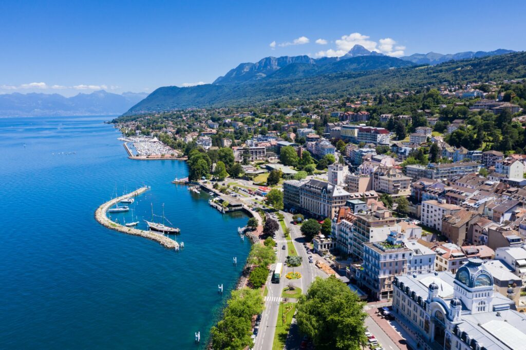 Vue aérienne d'Evian-Les-Bains