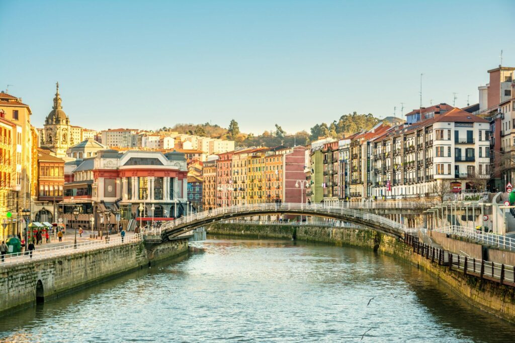 La jolie ville de Bilbao en Espagne