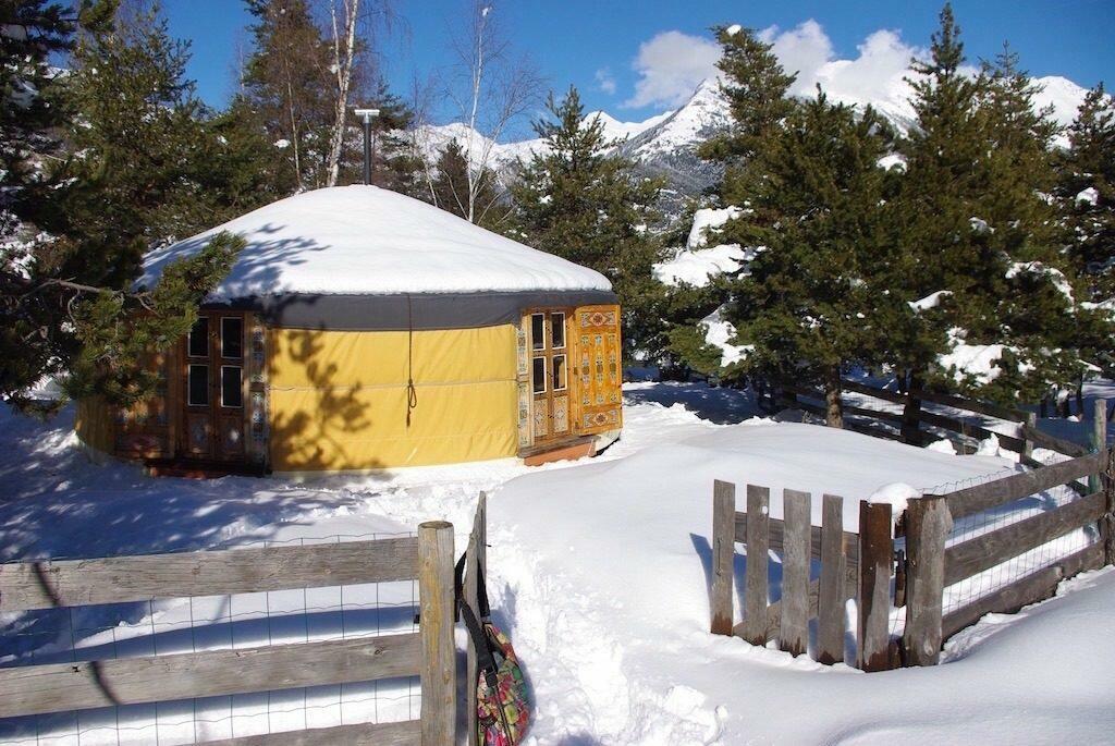 Dormir dans une yourte en Savoie