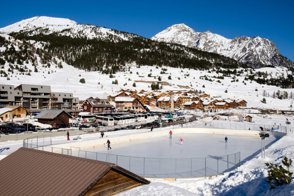 Patinoire à la montagne, Montgenevre