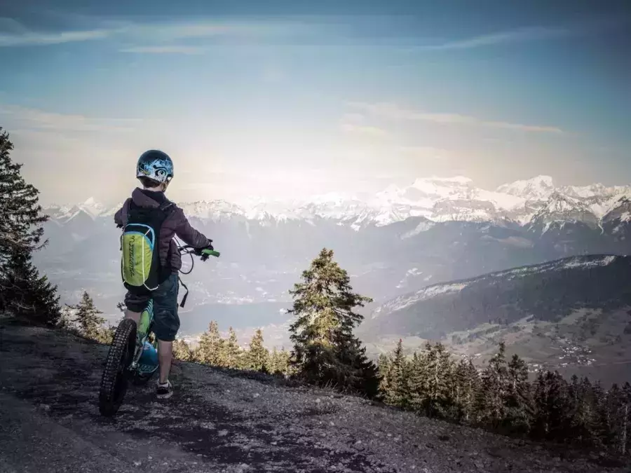 Trottinette électrique tout terrain en Savoie 