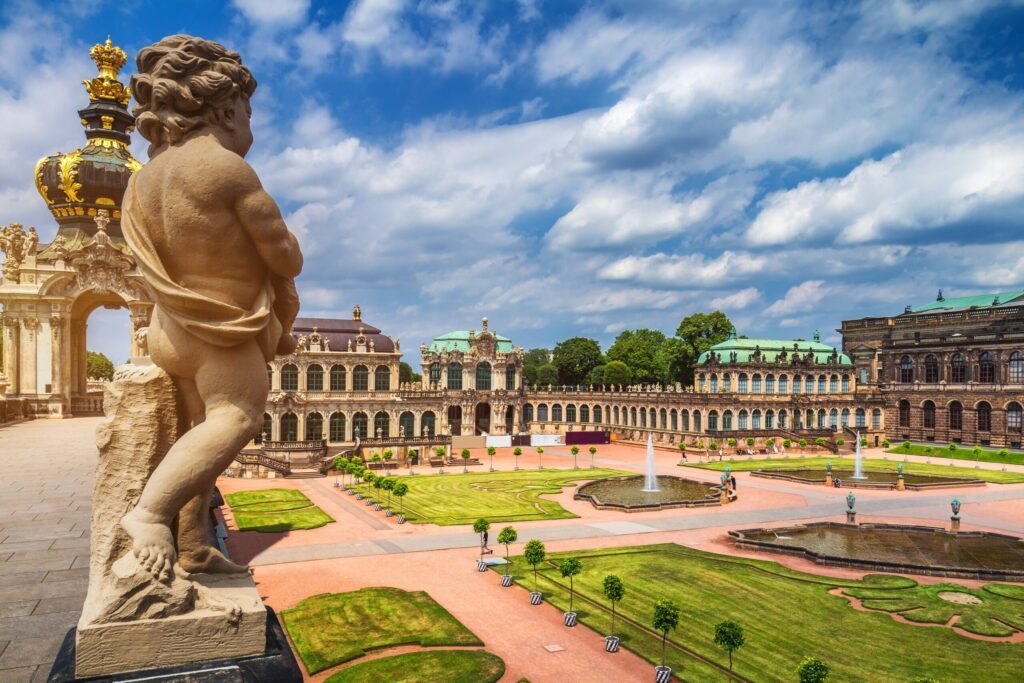 L'ambiance baroque du Zwinger à faire à Dresde