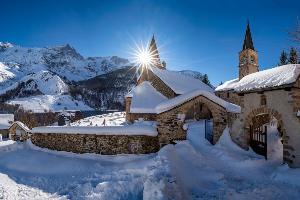 Le village de La Grave dans les Hautes-Alpes