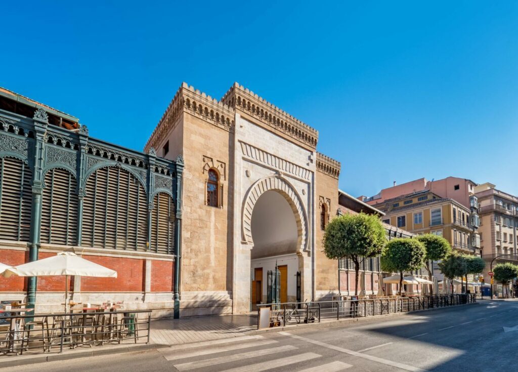 L'entrée du marché Atarazanas