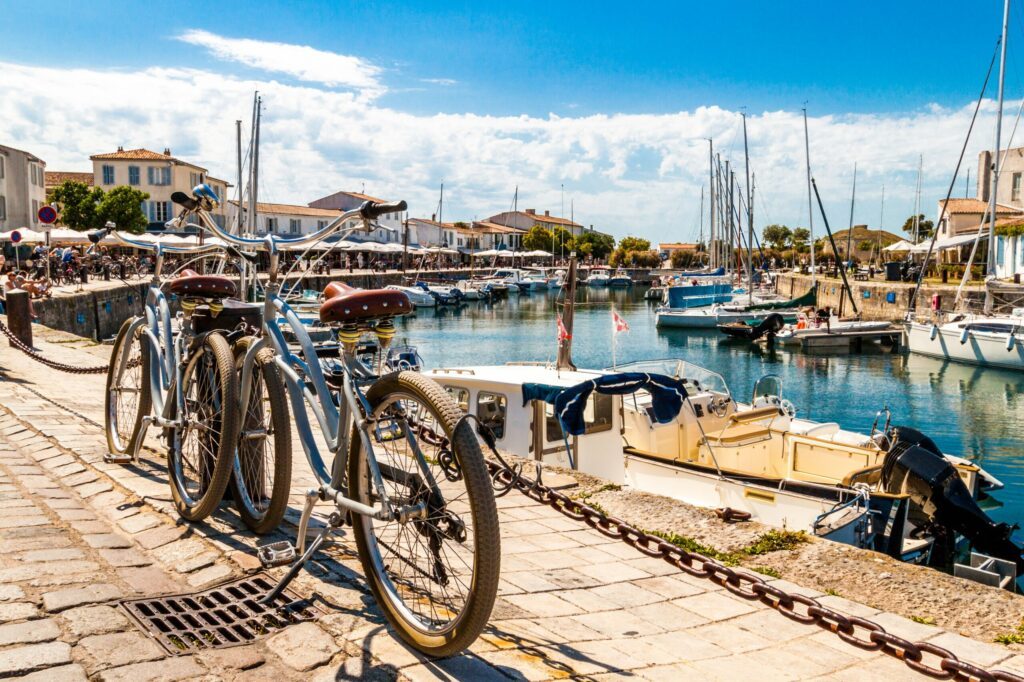 Accoster sur le port de Saint-Martin-de-Ré