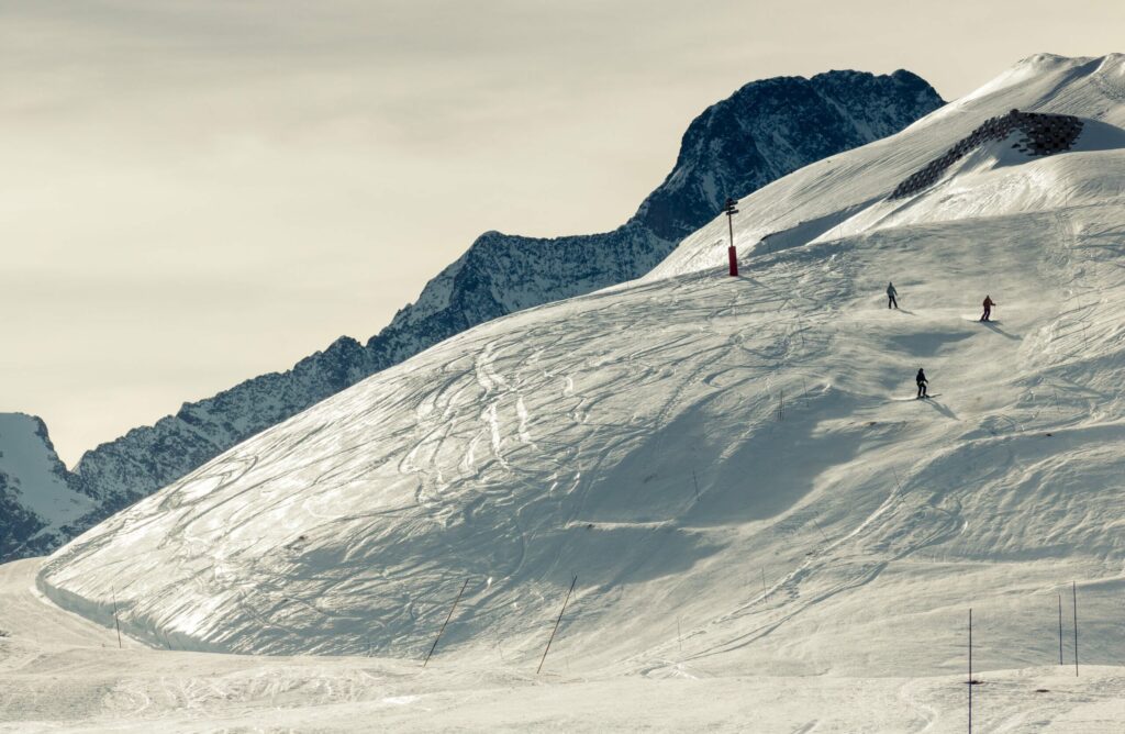 Faire du ski aux Deux Alpes dans le massif des Ecrins