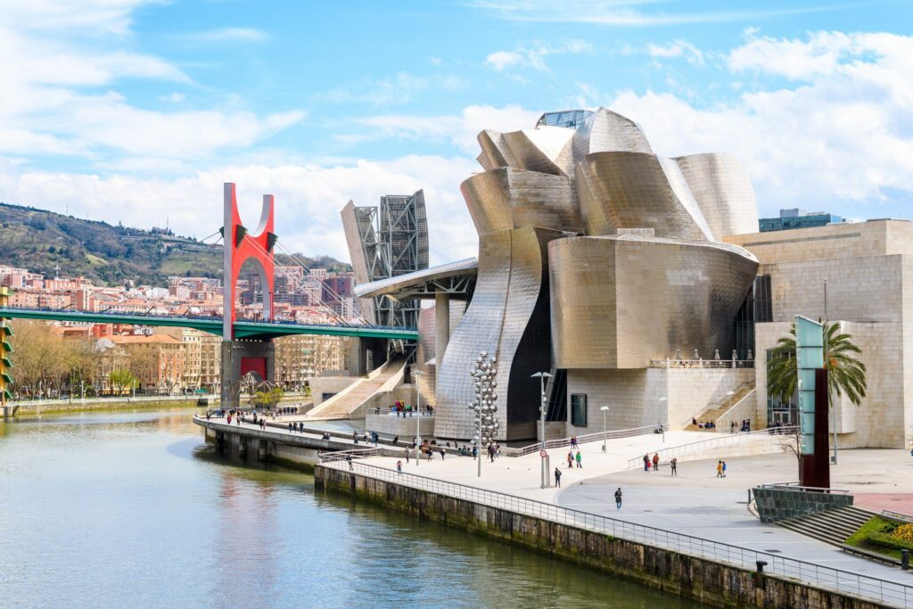 Le musée Guggenheim à faire à Bilbao