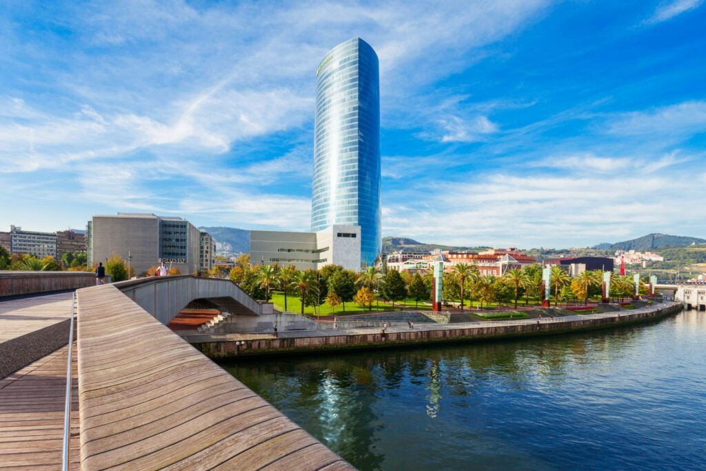 Se balader le long des quais à Bilbao