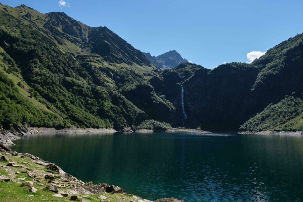 Le lac d'Oô dans les Pyrénées