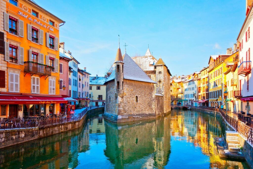 Annecy, une des villes autour de Lyon