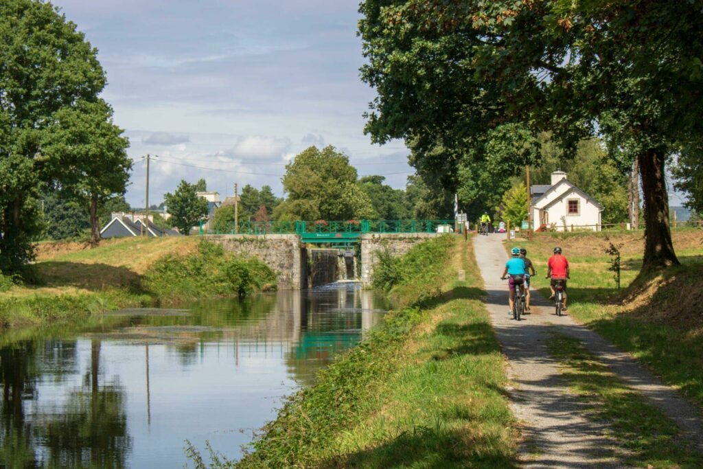 Le canal Nantes-Brest passe à Guerlédan