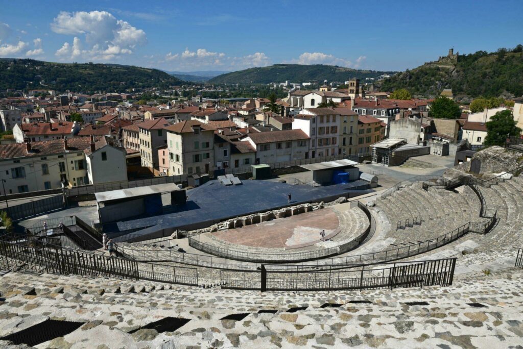 Le théâtre antique de Vienne parmi les monuments en Auvergne-Rhône-Alpes