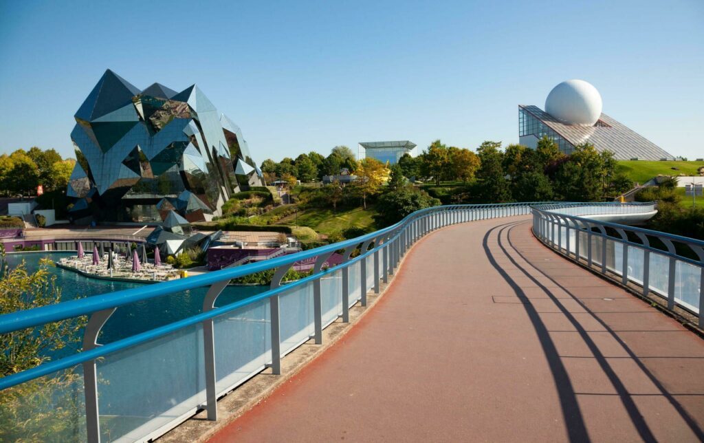 Quelles sont les meilleures attractions du Futuroscope ? Suivez le guide