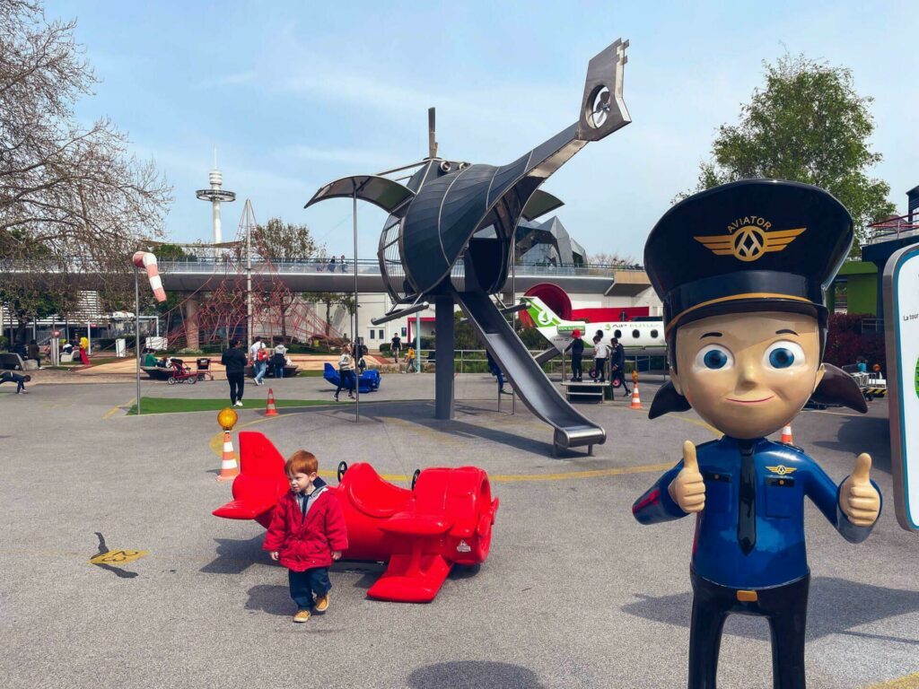 Futuropolis et ses manèges dédiés aux enfants au Futuroscope