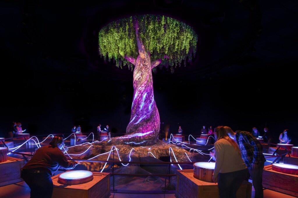 La Serre Des Mondes ©JL AUDY, Moment Factory, FUTUROSCOPE