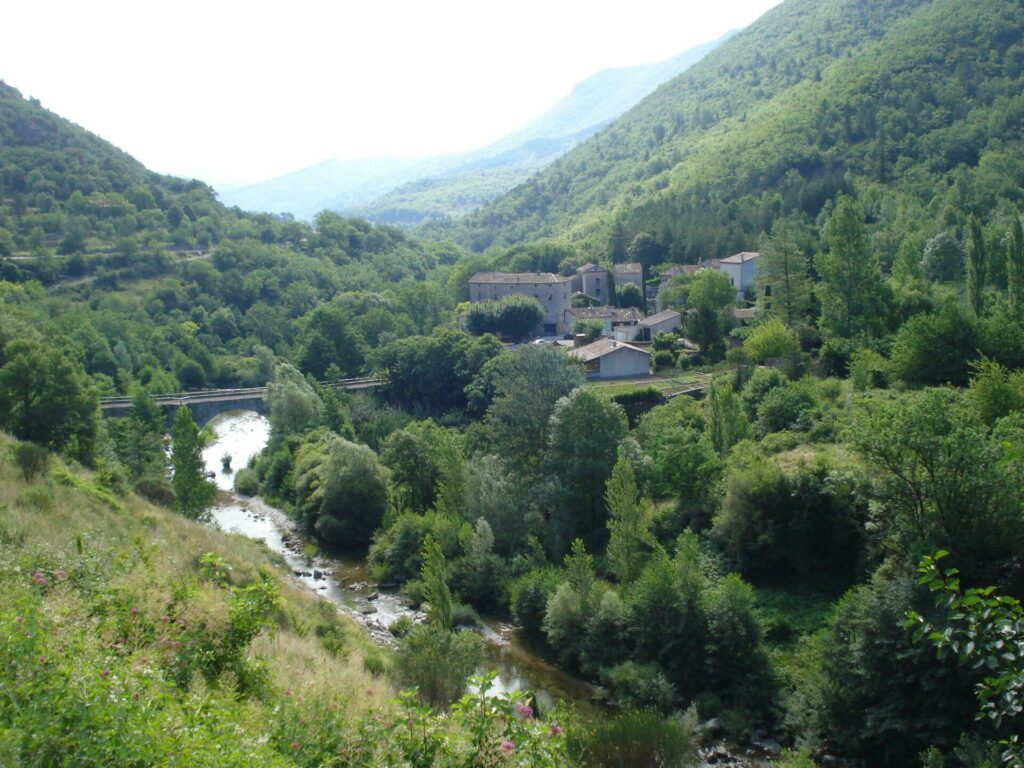 Le village Bez-et-Esparon