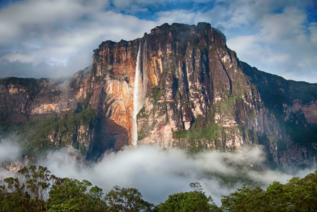 Salto Angel parmi les plus belles cascades du monde