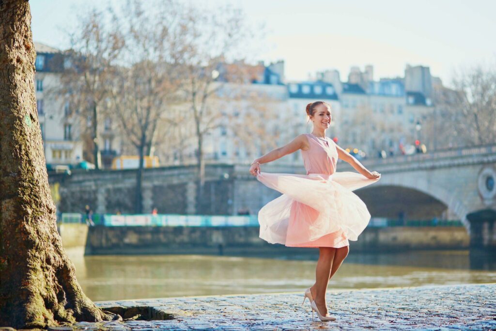 Danser sur les quais de la Seine
