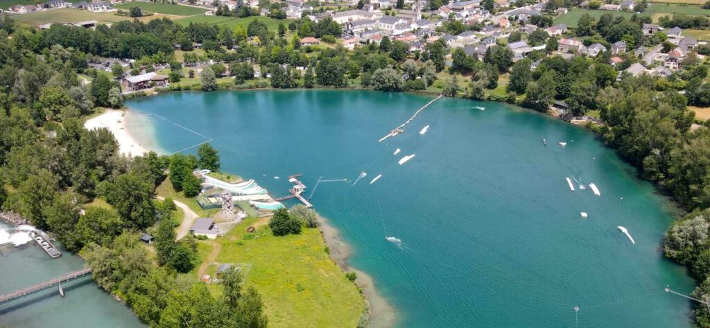 Lac de Baudreix et sa base de loisirs les Ô kiri près de Pau