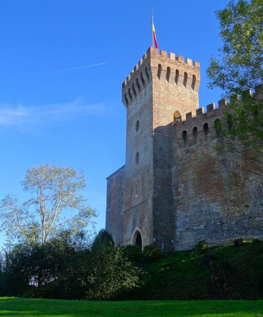 Le château de Morlanne autour de Pau
