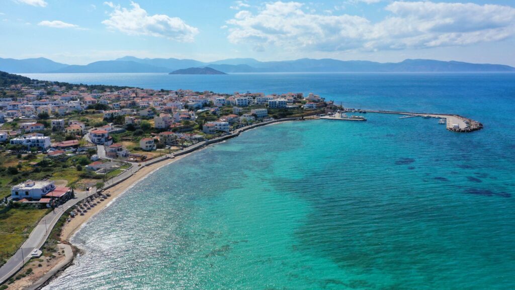 Le village de Megalochori à faire à Santorin