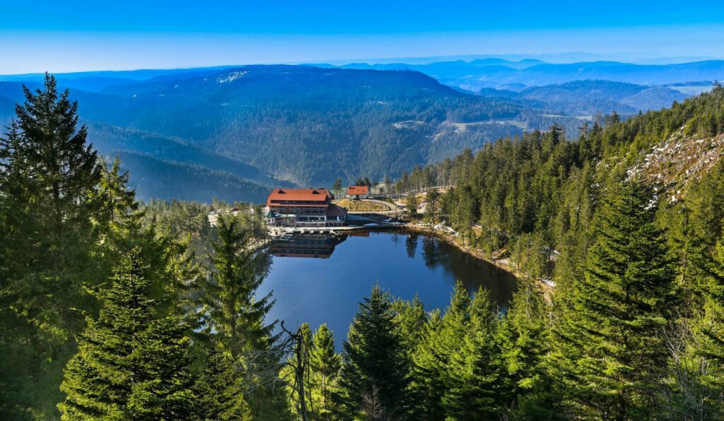 Mummelsee dans la Forêt Noire