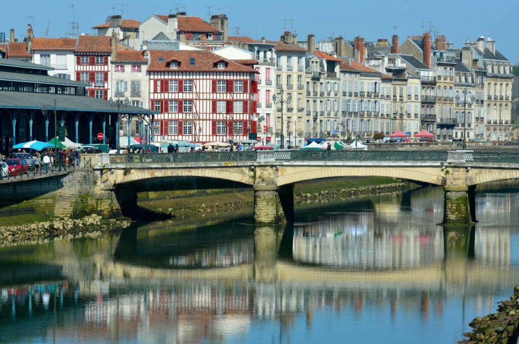 Bayonne