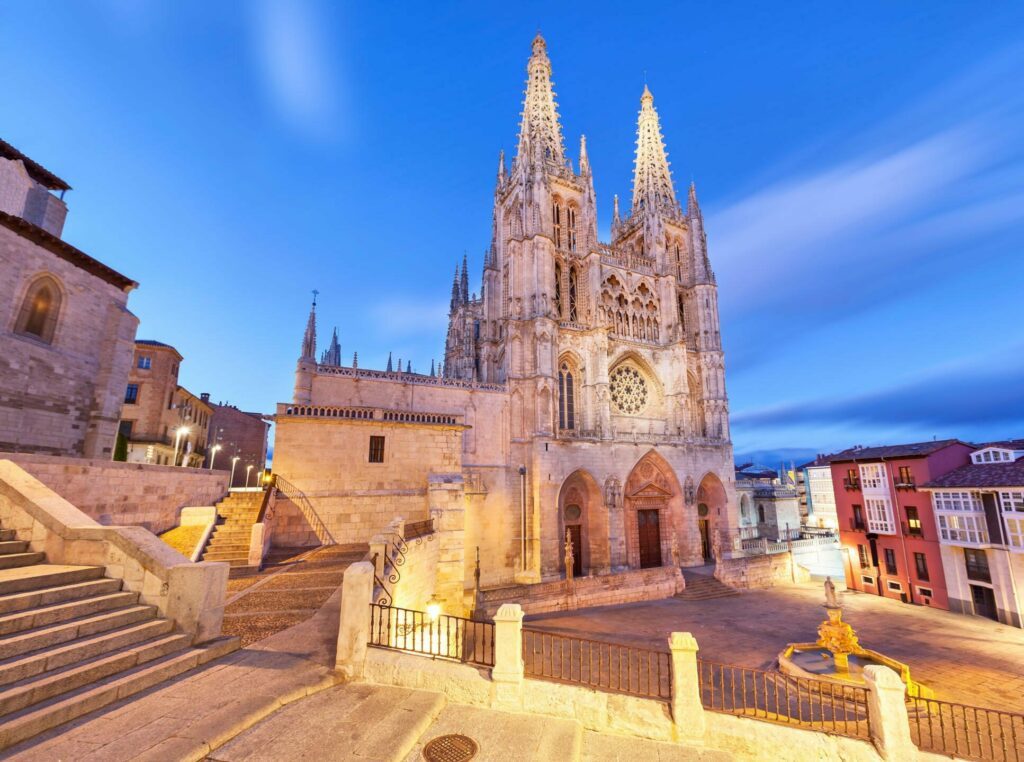 La cathédrale de Burgos le soir