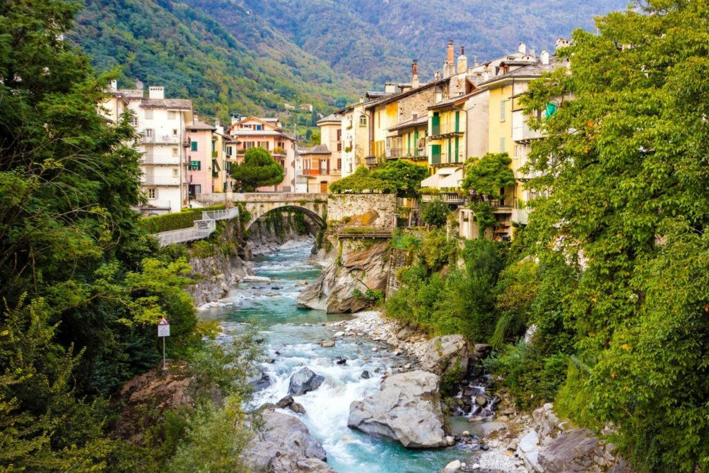 Le bourg de Chiavenna