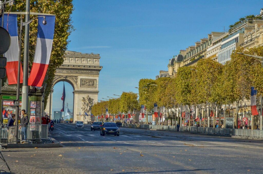Paris'teki Champs Elysees