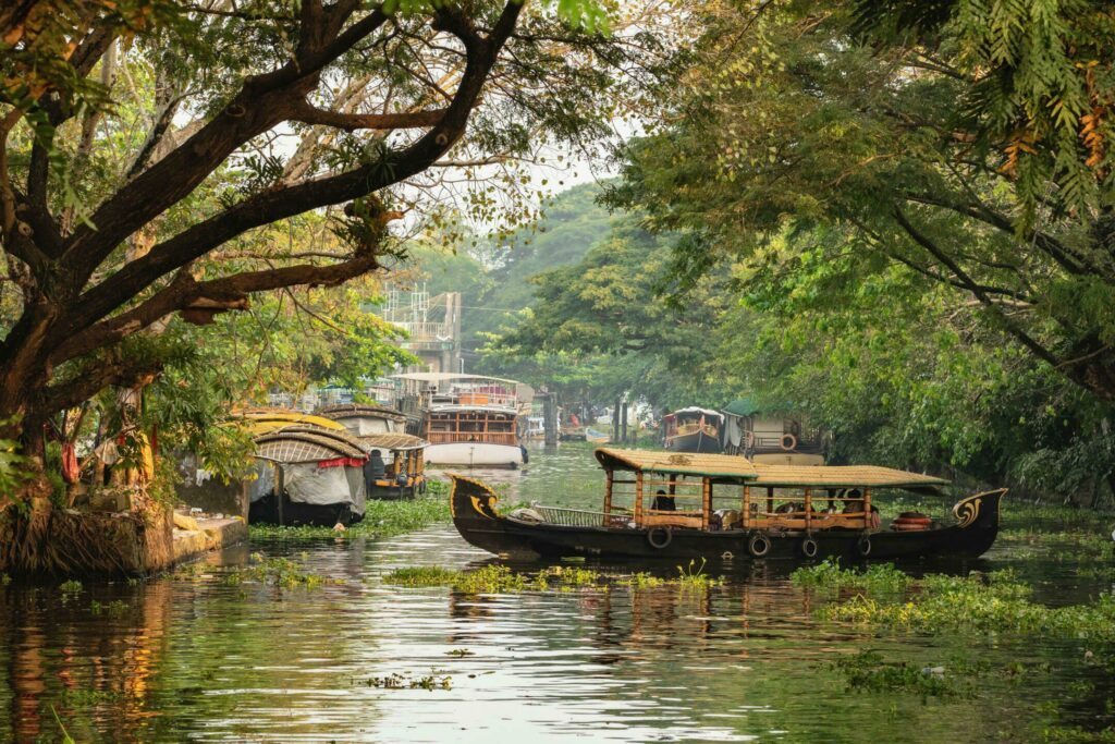 visiter l'Inde et les canaux du Kerala