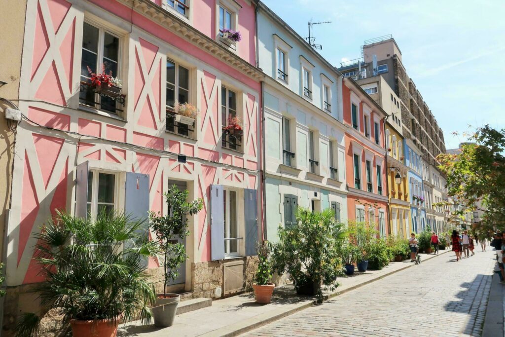 La rue Crémieux à Paris