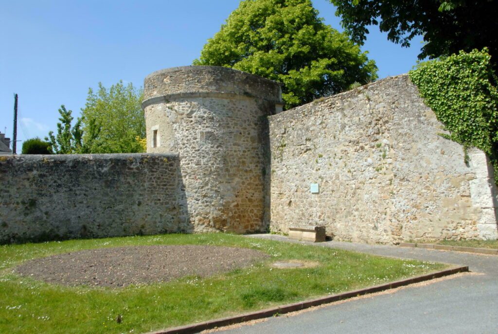 Vestiges de fortifications à Mortagne-au-Perche