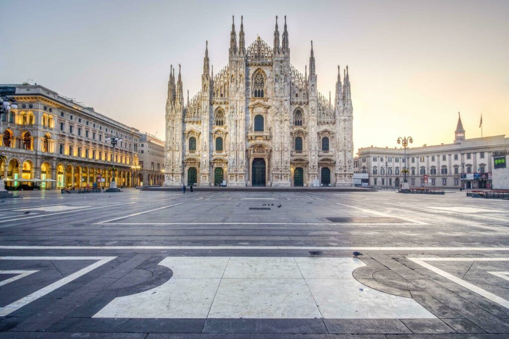 La place du Duomo à Milan