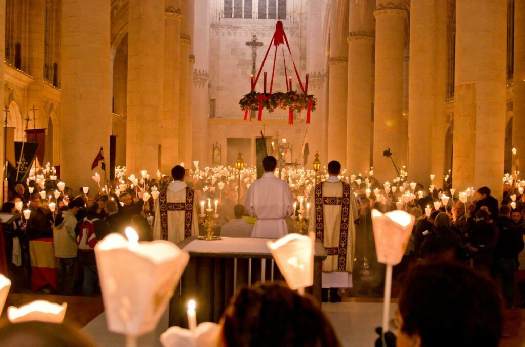 La procession de flambeaux de Saint-Nicolas de Port