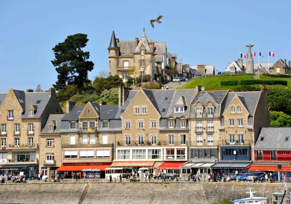 Cancale dans les villages autour de Saint-Malo