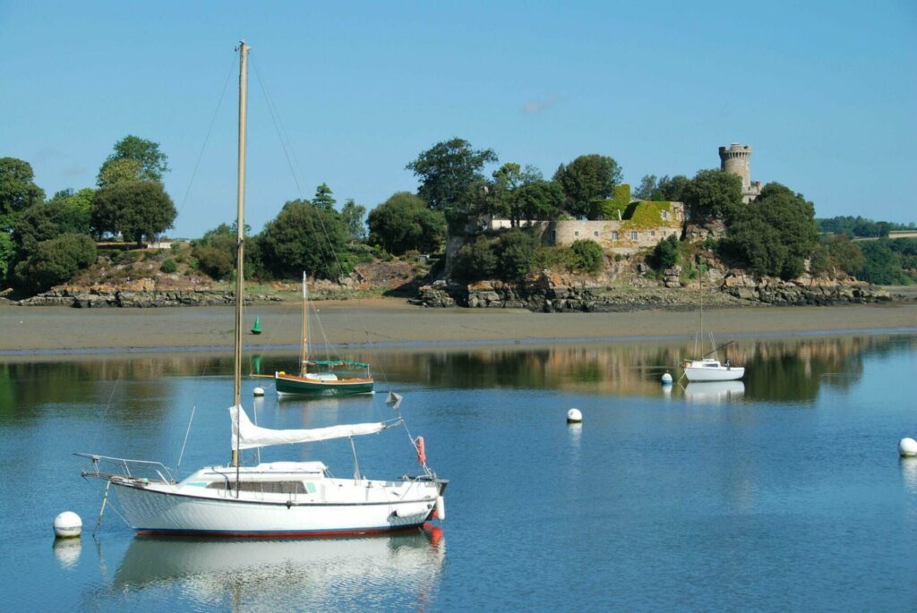 Le château de Péhou autour de Saint-Malo