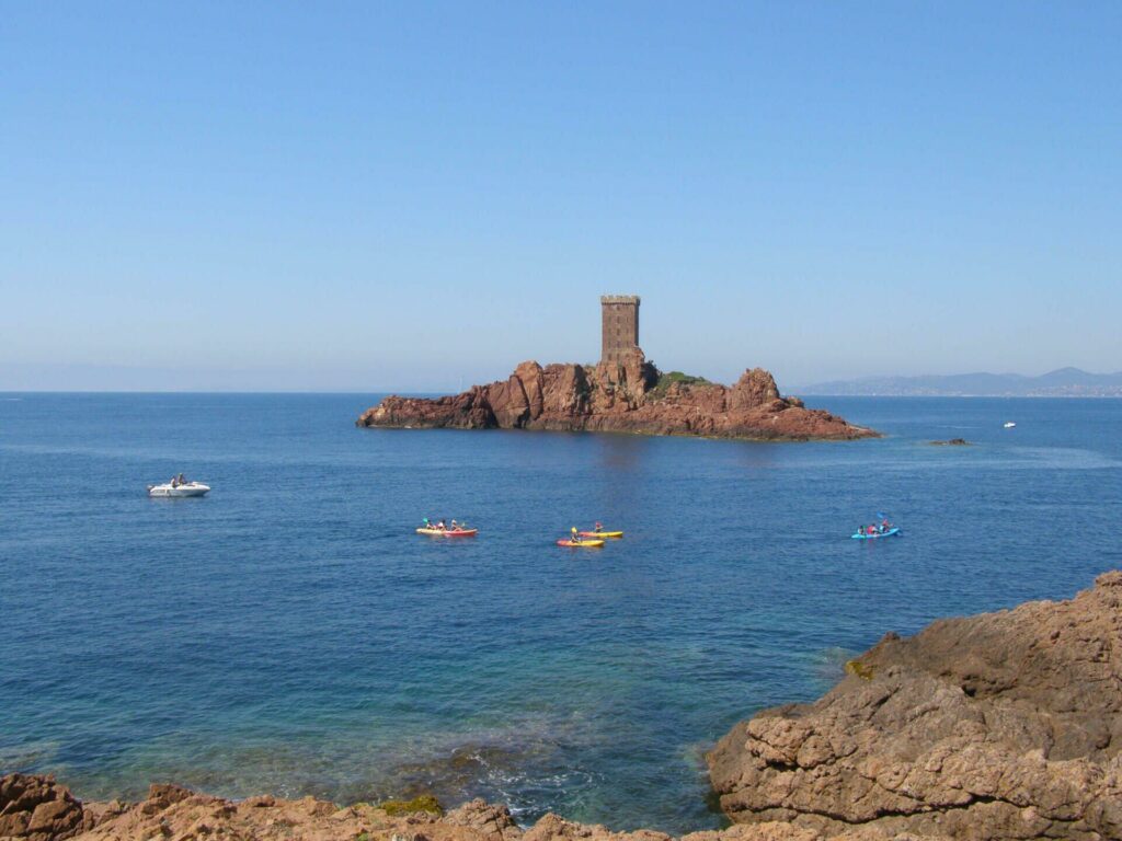 L'île d'Or dans la corniche de l'Esterel