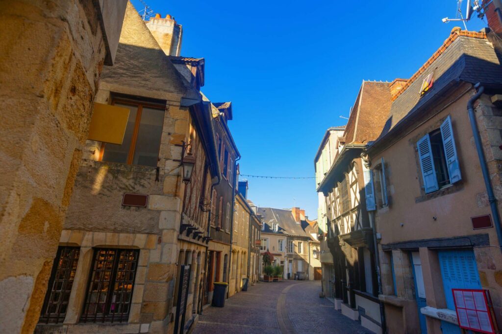 La ville de Montluçon dans l'Allier dans les départements français