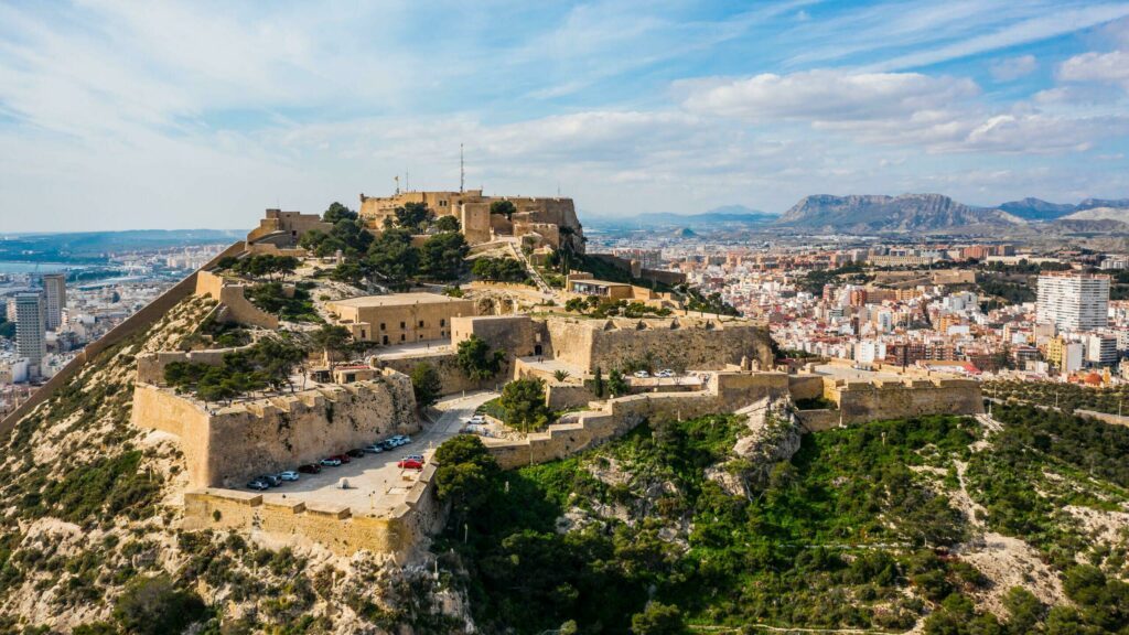 Le château de Santa Barbara à Alicante