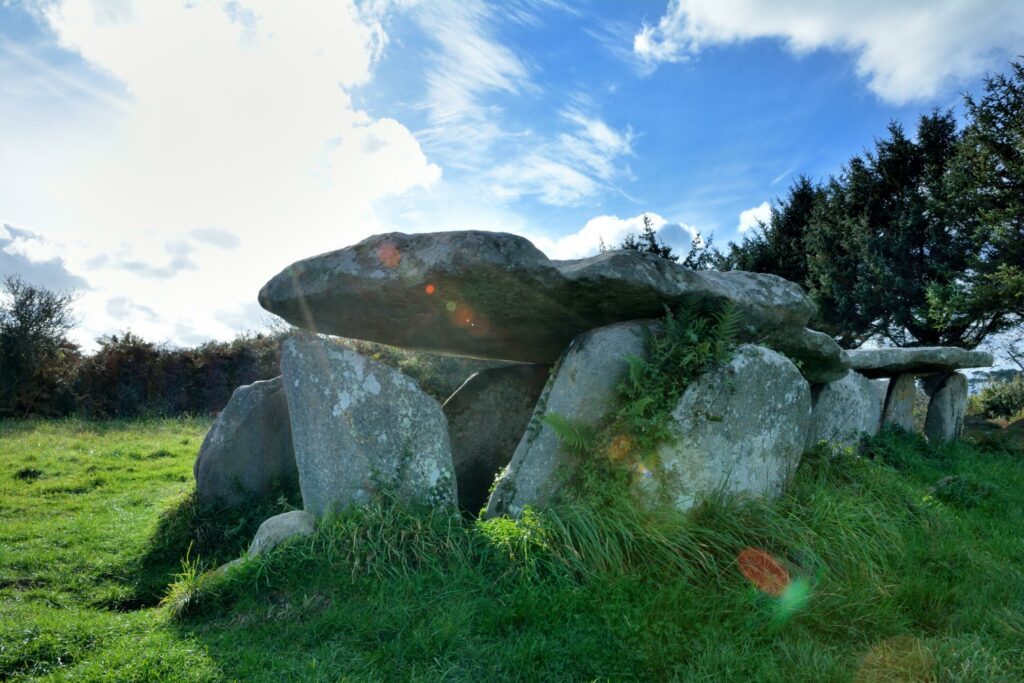 Le tombeau sur l'île Grande