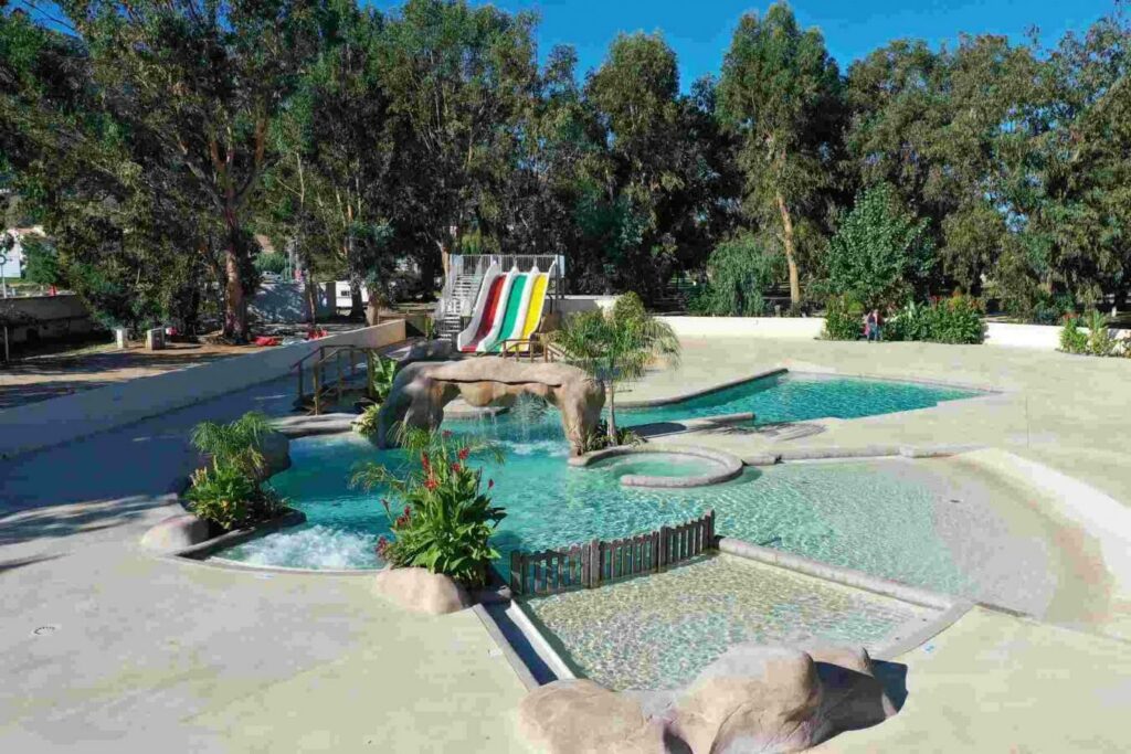 La piscine du camping de la Plage