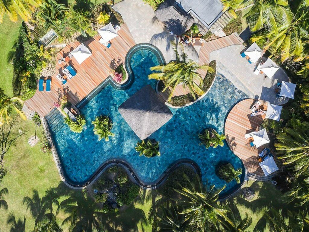 Lux Le Morne swimming pool 