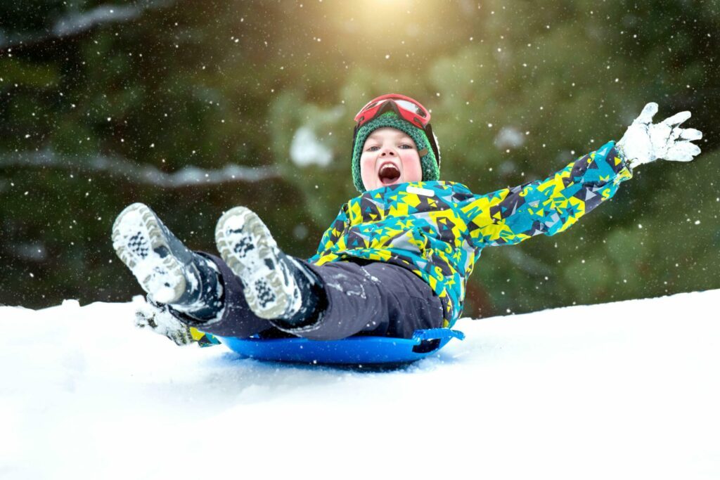 Profiter des pistes de luge dans le Jura