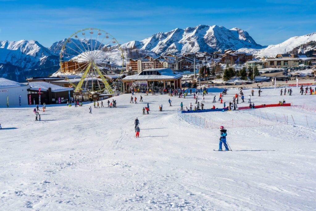 Alpe d'Huez among the ski resorts of the Northern Alps