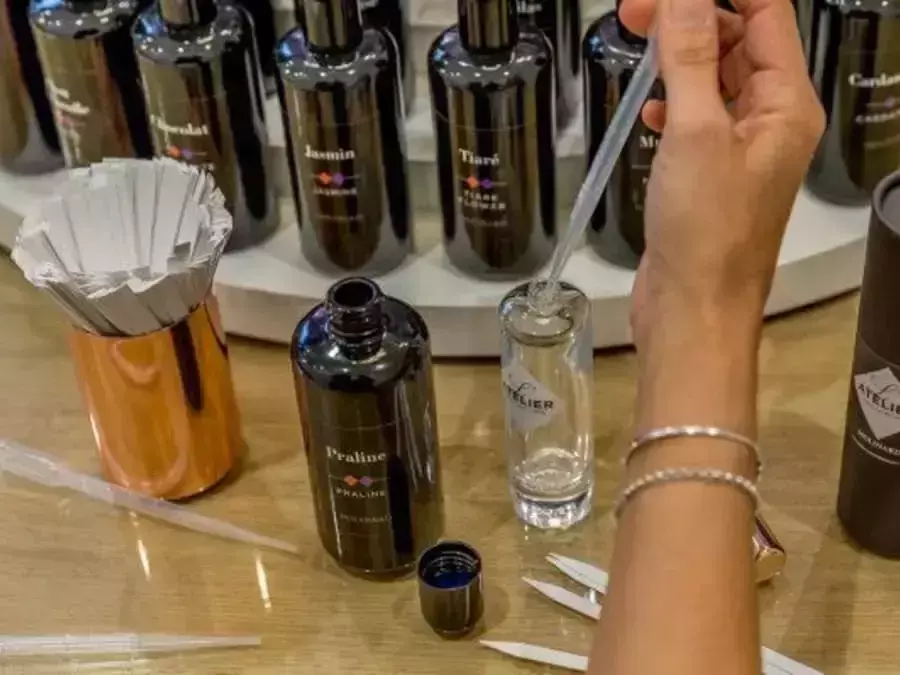 Participer à un atelier de parfumerie à Nice quand il pleut