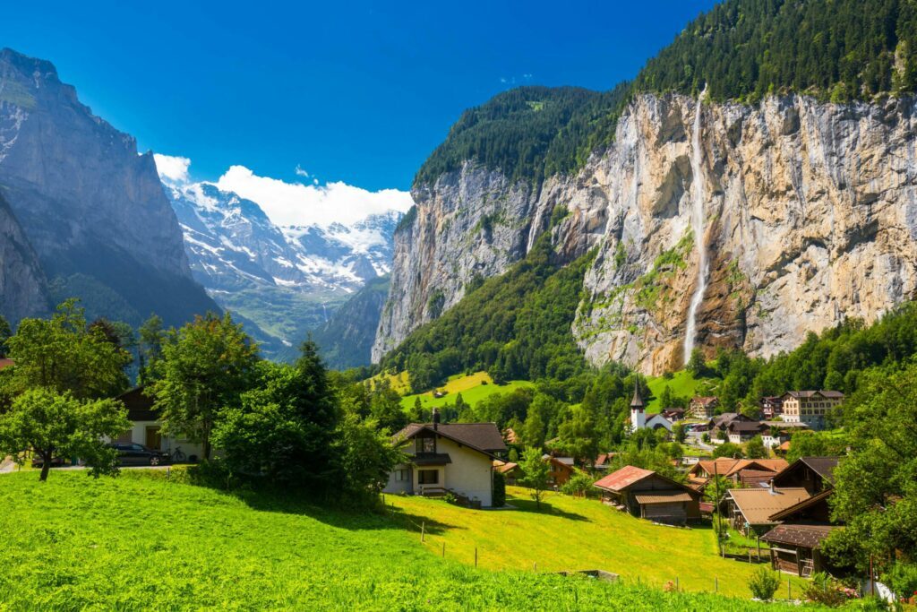 La vallée de Lauterbrunnen en Suisse